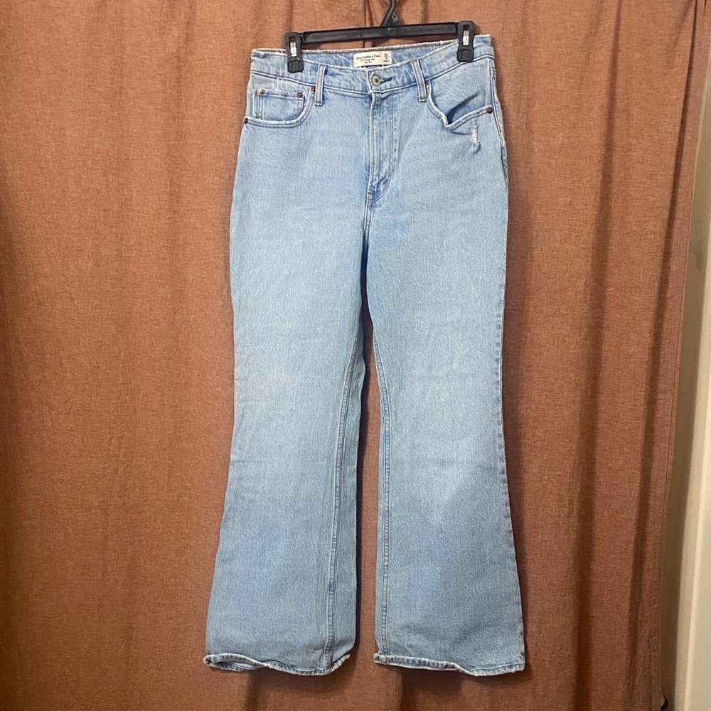 Abercrombie & Fitch Light Blue Women Jeans